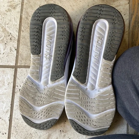 Nautica Navy Blue Athletic Sneakers 11 us with defect - Picture 4 of 6